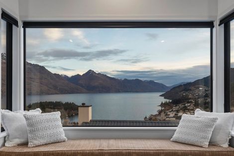 Photo of property in 56a Belfast Terrace, Queenstown, 9300