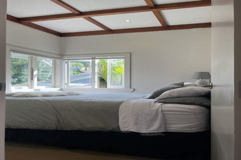 Photo of property in 72 Carlisle Road, Browns Bay, Auckland, 0632