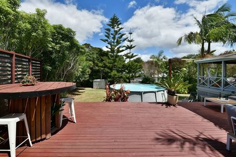 Photo of property in 61 Brian Crescent, Stanmore Bay, Whangaparaoa, 0932