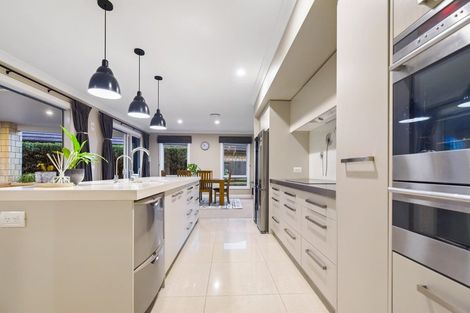 Photo of property in 8 Connor Court, Huntington, Hamilton, 3210