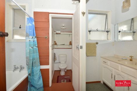 Photo of property in 135 King Street, Hikurangi, 0114