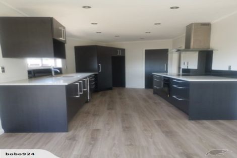 Photo of property in 5 Cockayne Crescent, Sunnynook, Auckland, 0620