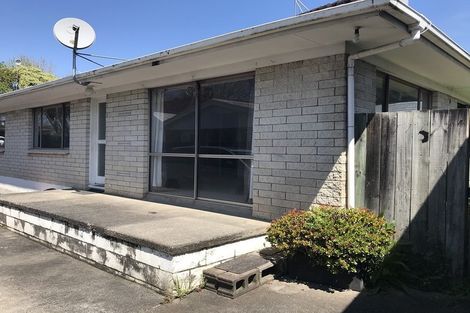 Photo of property in 2/14 Woolfield Road, Papatoetoe, Auckland, 2025