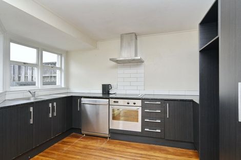 Photo of property in 34 Olliviers Road, Phillipstown, Christchurch, 8011