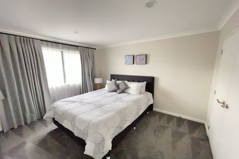 Photo of property in 13 Tawatawa Street, Long Bay, Auckland, 0630