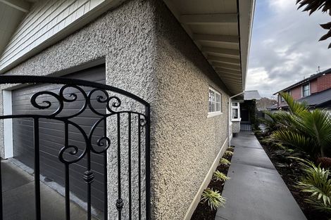 Photo of property in 22 Chilman Street, Strandon, New Plymouth, 4312