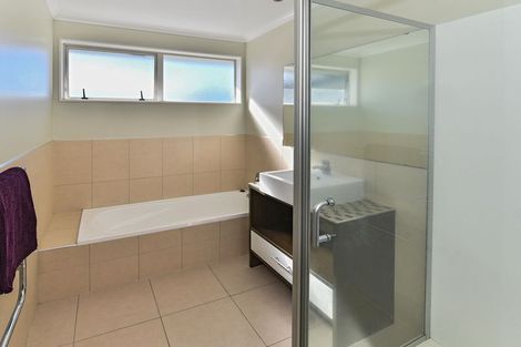 Photo of property in 17 Zabeel Crescent, Takanini, 2112