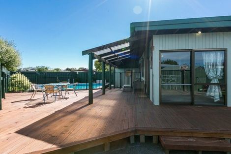 Photo of property in 33 Duckworth Crescent, Greenmeadows, Napier, 4112