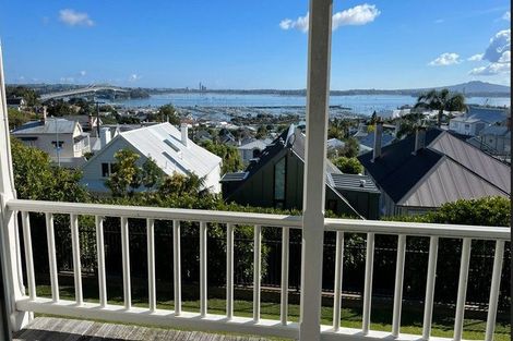 Photo of property in 2/5 Seymour Street, Saint Marys Bay, Auckland, 1011