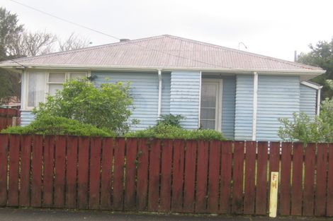 Photo of property in 37 Mckinnon Crescent, Otangarei, Whangarei, 0112