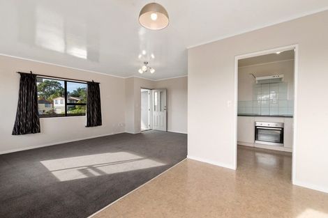 Photo of property in 1/13 Exeter Place, Unsworth Heights, Auckland, 0632