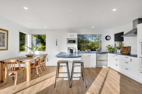 Photo of property in 2 Ashford Place, Havelock North, 4130