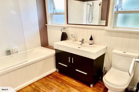 Photo of property in 91 Milton Road, Bluff Hill, Napier, 4110