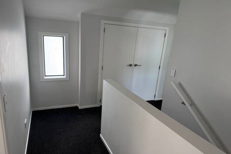 Photo of property in 91c Whites Line East, Waiwhetu, Lower Hutt, 5010