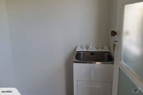 Photo of property in 68 Forrest Hill Road, Forrest Hill, Auckland, 0620