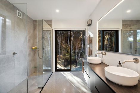 Photo of property in 10a Old Racecourse Road, Albert Town, Wanaka, 9305