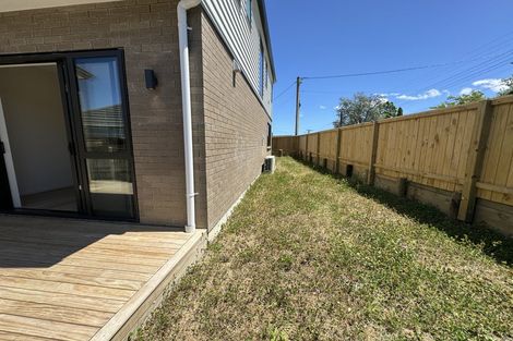 Photo of property in 22c Toru Street, Te Atatu Peninsula, Auckland, 0610