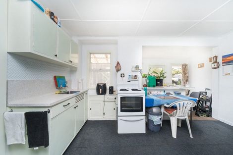 Photo of property in 7 Lambert Street, Marton, 4710