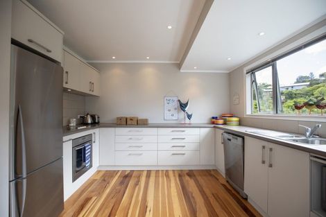 Photo of property in 100b Greenslade Road, Raglan, 3295