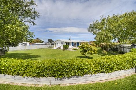 Photo of property in 1 High Street, Bulls, 4818