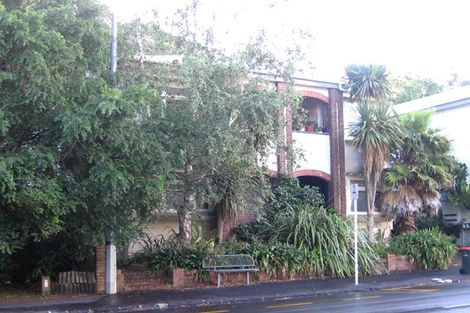 Photo of property in 4/340 Mount Eden Road, Mount Eden, Auckland, 1024