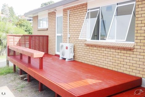 Photo of property in 11 Kearney Place, Massey, Auckland, 0614