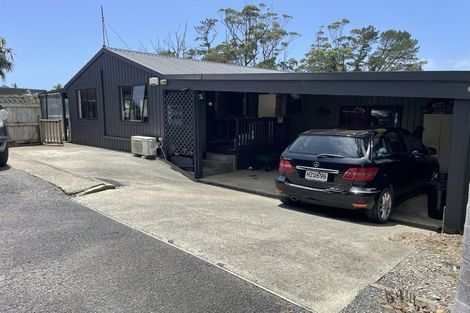 Photo of property in 54 Powells Road, Cable Bay, 0420