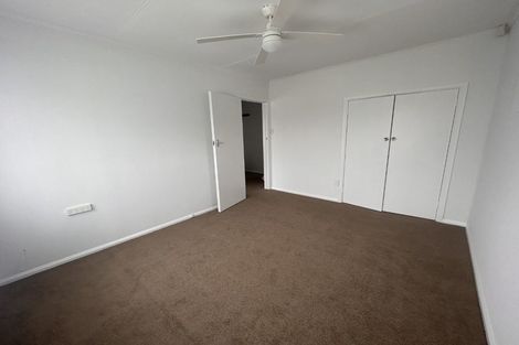 Photo of property in 17 Sinclair Avenue, Highbury, Palmerston North, 4412