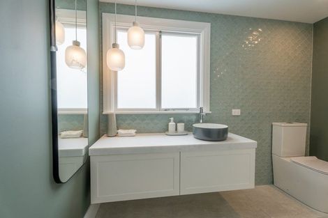 Photo of property in 5 Roosevelt Avenue, St Albans, Christchurch, 8014