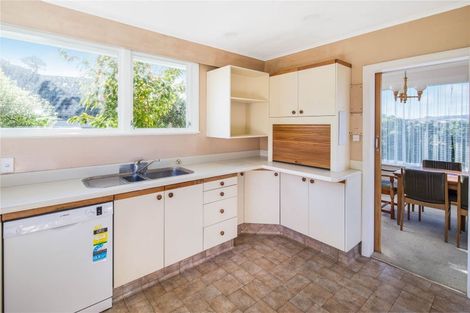 Photo of property in 28 Fairburn Grove, Johnsonville, Wellington, 6037