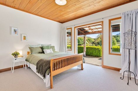 Photo of property in 99 Dublin Bay Road, Albert Town, Wanaka, 9382