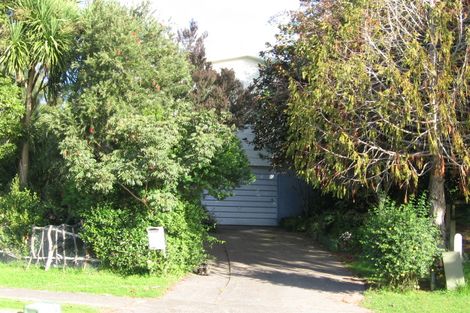 Photo of property in 44 Darnell Crescent, Clover Park, Auckland, 2019