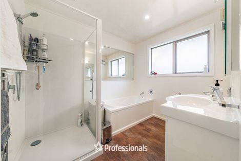 Photo of property in 73 Tirohanga Road, Tirohanga, Lower Hutt, 5010