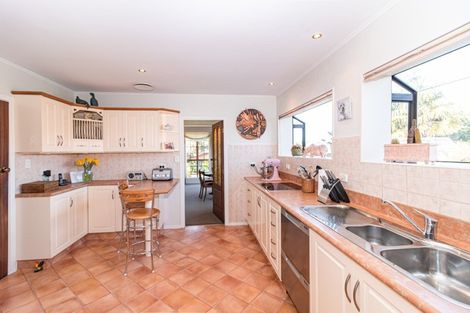 Photo of property in 27 Great North Road, Saint Johns Hill, Whanganui, 4501