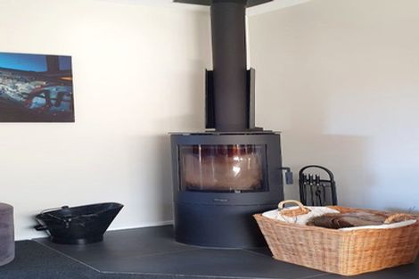 Photo of property in 8 The Terrace, Governors Bay, Lyttelton, 8971