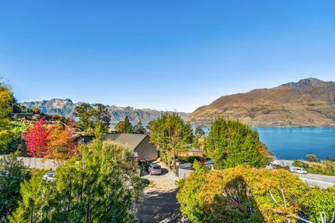 Photo of property in 6b Williams Street, Sunshine Bay, Queenstown, 9300