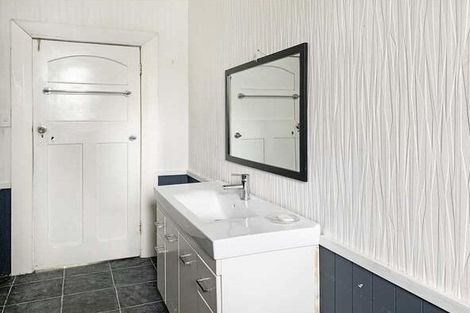 Photo of property in 38 Till Street, South Hill, Oamaru, 9400