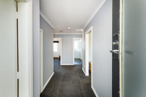Photo of property in 9 Belvedere Crescent, Takaro, Palmerston North, 4412