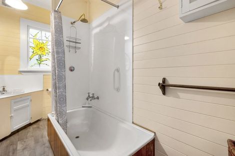 Photo of property in 38 Cliffs Road, Saint Clair, Dunedin, 9012