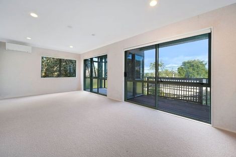 Photo of property in 67 Rangeview Road, Sunnyvale, Auckland, 0612