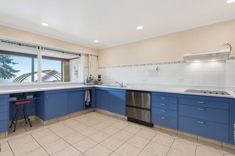 Photo of property in 25 Barraud Place, Pukehangi, Rotorua, 3015