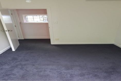 Photo of property in 28 Tane Road, Laingholm, Auckland, 0604