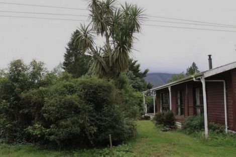 Photo of property in 1425 Lake Brunner Road, Inchbonnie, 7875