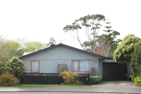 Photo of property in 5 Cassia Place, Bell Block, New Plymouth, 4312