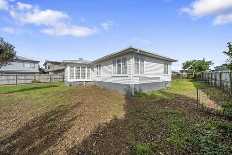 Photo of property in 44a Vine Street, Mangere East, Auckland, 2024
