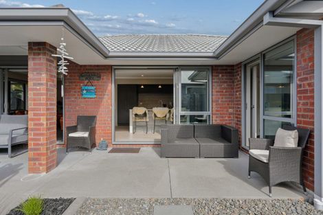 Photo of property in 87 Sandhurst Drive, Papamoa Beach, Papamoa, 3118