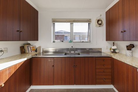 Photo of property in 24 Shelton Place, Feilding, 4702
