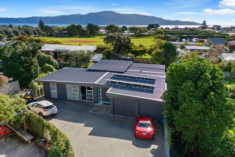 Photo of property in 109a Golf Road, Paraparaumu Beach, Paraparaumu, 5032