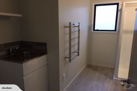 Photo of property in 36 Knights Road, Rothesay Bay, Auckland, 0630