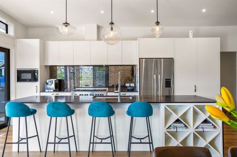 Photo of property in 9 Glenvar Road, Torbay, Auckland, 0630